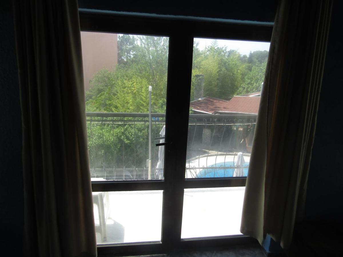 فارنا Hostel Papagal المظهر الخارجي الصورة