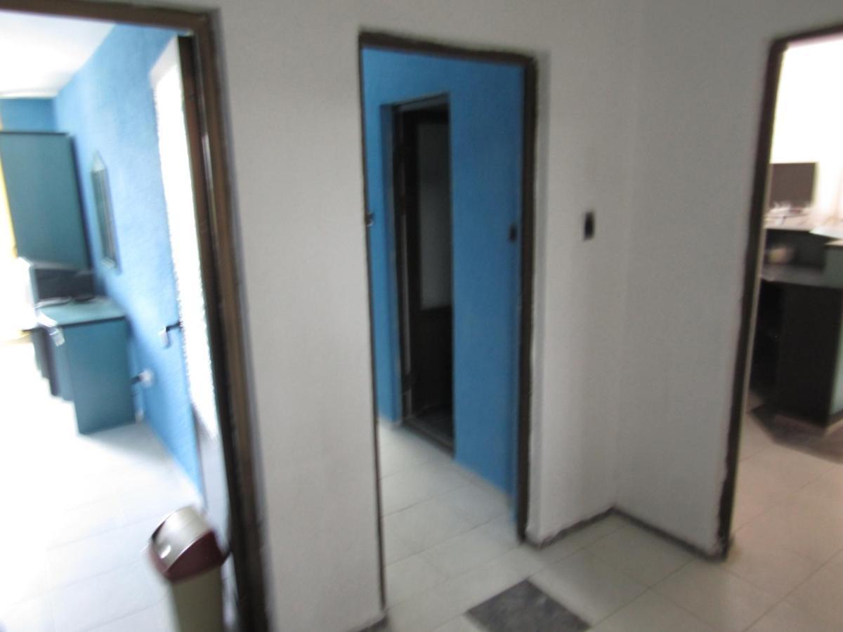 فارنا Hostel Papagal المظهر الخارجي الصورة